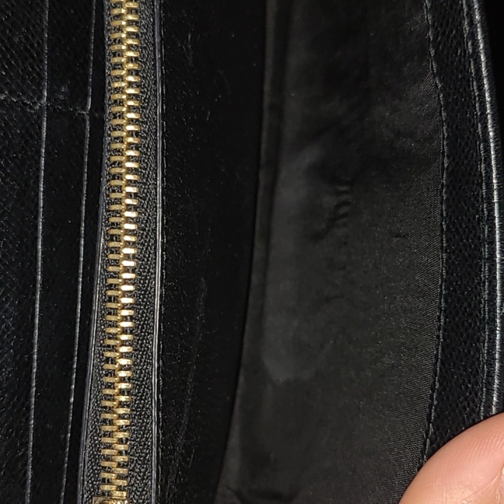 Salvatore Ferragamo walet - Picture 10 of 14
